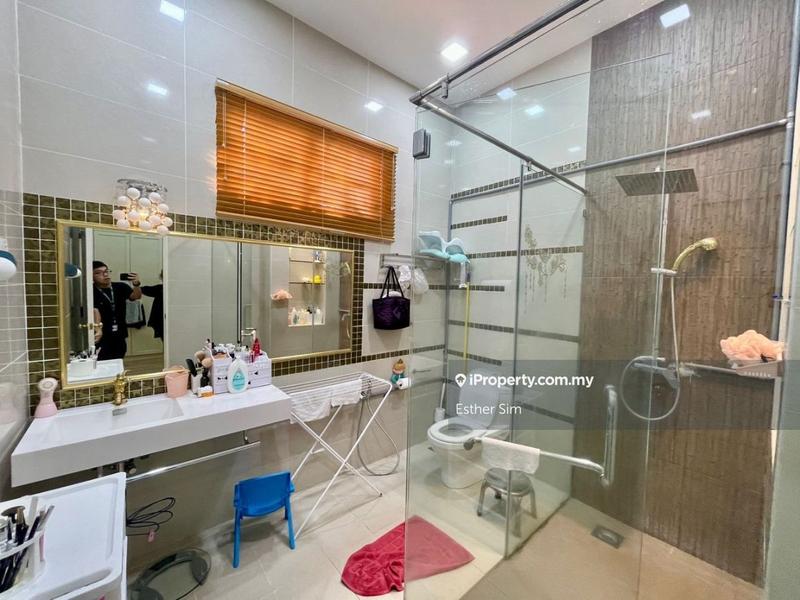 Semi-Detached House for Sale in 1rgyq, Jelutong by Esther Sim - iProperty.com.my