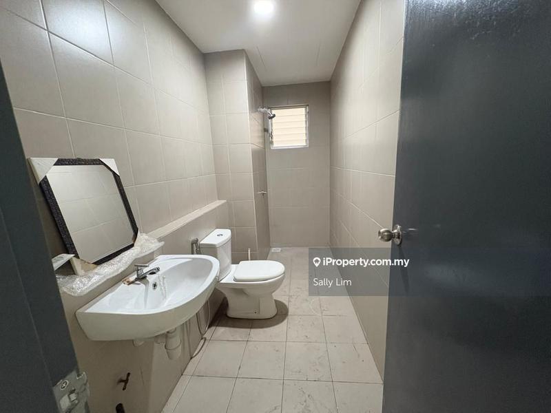 Condominium for Rent in Lakefront Homes by Sally Lim - iProperty.com.my