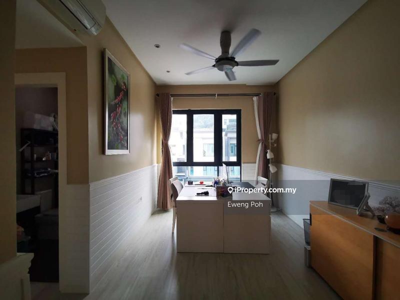 Townhouse for Sale in Taman Melawati, Ulu Kelang by Eweng Poh - iProperty.com.my