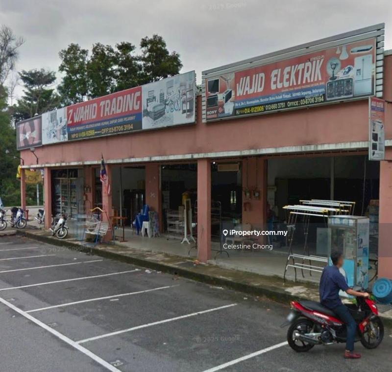 Shop for Sale in Bandar Baru Salak Tinggi, Sepang by Celestine Chong - iProperty.com.my