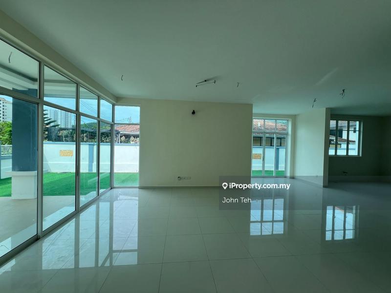 Bungalow House for Sale in Batu Feringghi, Penang by John Teh - iProperty.com.my