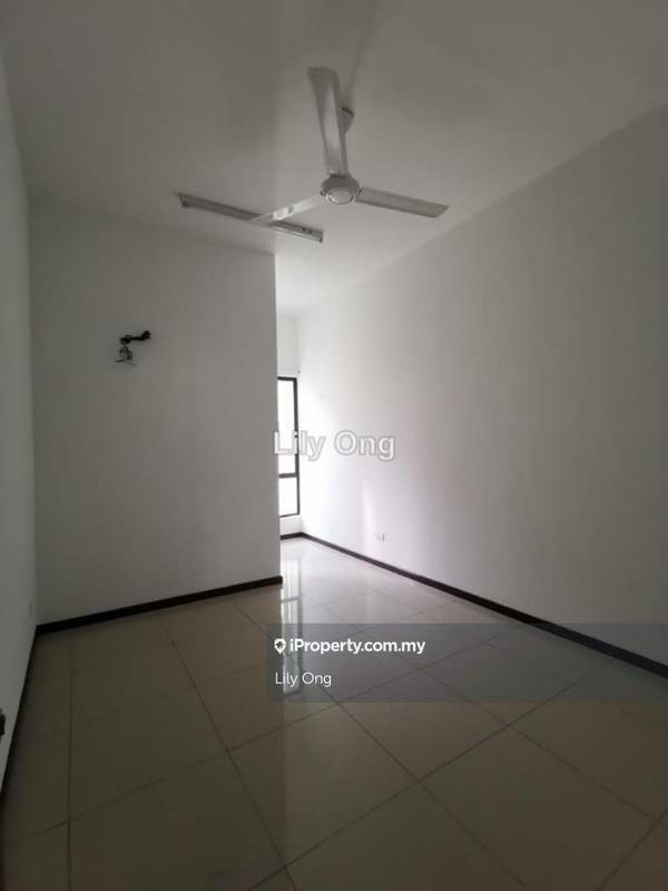 3-storey Terraced House for Sale in SOUTHBAY RESIDENCE, Batu Maung by Lily Ong - iProperty.com.my