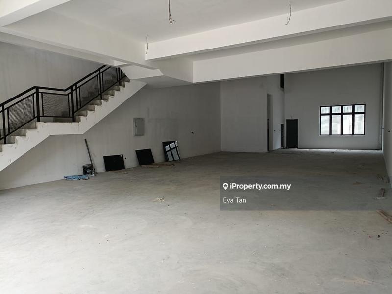For Rent - Kulai Indahpura Newly 1.5 Storey Terrace Retails Factory/Warehouse