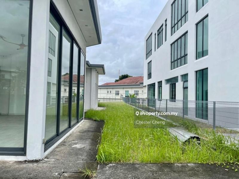 Bungalow House for Sale in Subang Heights, Subang Jaya by Chester Cheng - iProperty.com.my