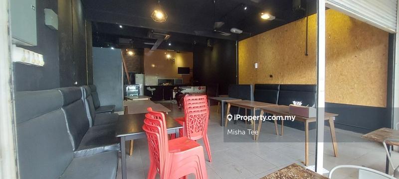 Shop / Office for Sale in Bandar Putra Permai, Seri Kembangan by Misha Tee - iProperty.com.my