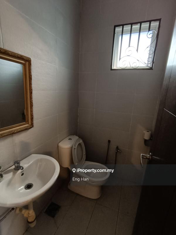 Bungalow House for Sale in Taman Overseas Union (Taman Oug), Jalan Klang Lama (Old Klang Road) by Eng Han - iProperty.com.my