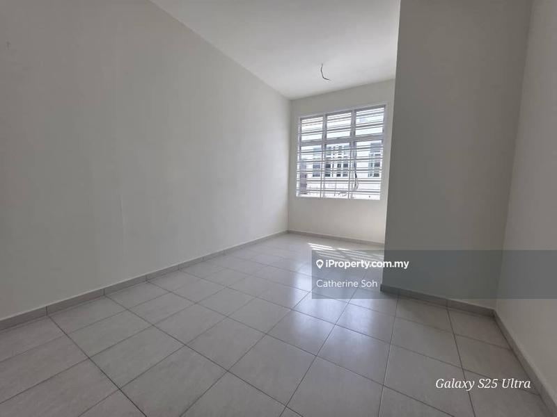 Rumah Teres 2-Tingkat untuk Dijual di Kawasan Perindustrian Tangga Batu, Tangga Batu oleh Catherine Soh - iProperty.com.my