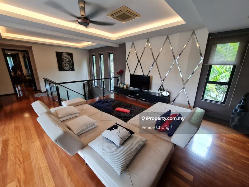 Bungalow House for Sale in Bukit Gita Bayu, Seri Kembangan by Venice Chong - iProperty.com.my