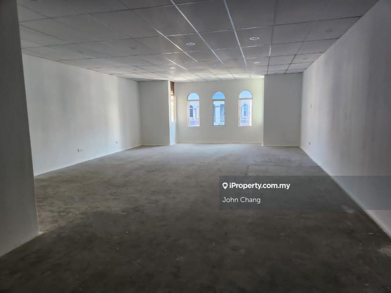 For Rent - Kota damansara 2nd flr office for rent
