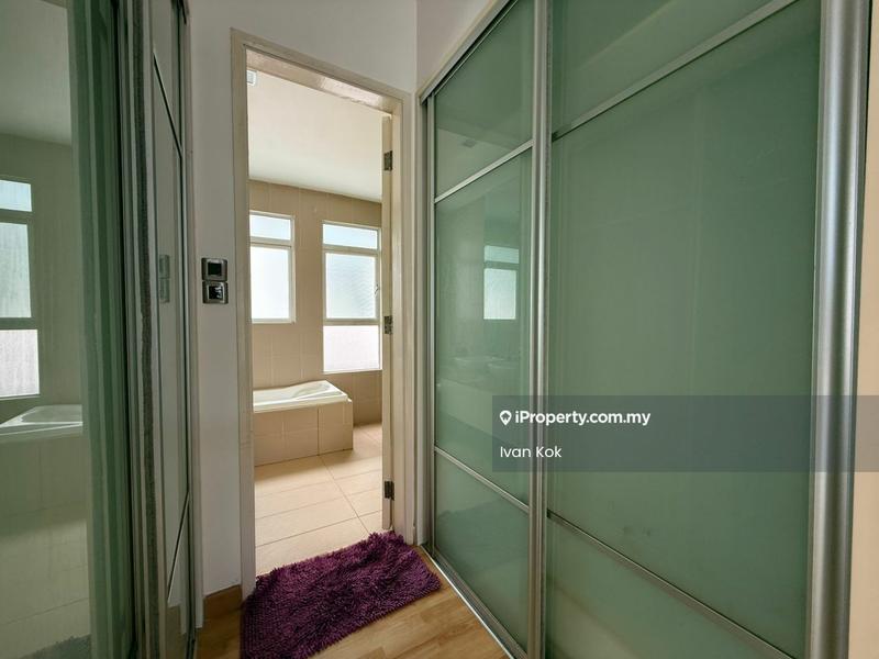 Condominium for Sale in Amaya Saujana by Ivan Kok - Bathroom - iProperty.com.my