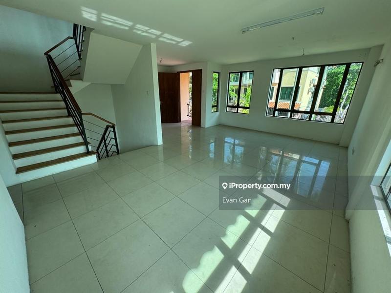 For Sale - Casa Villa