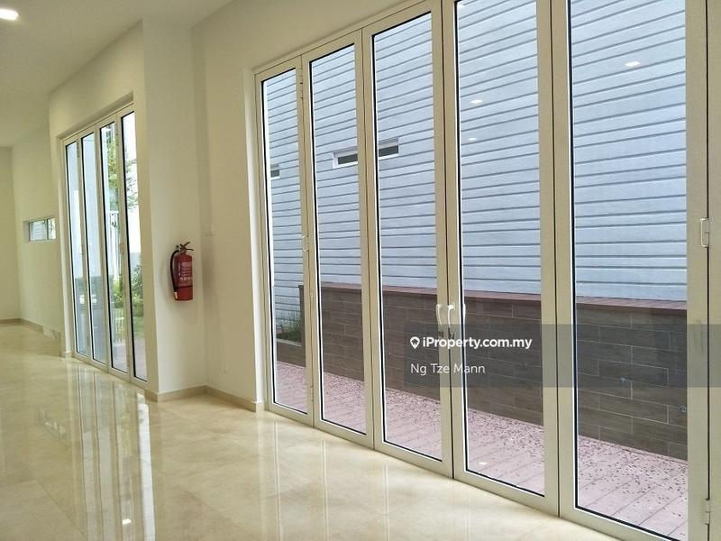 Bungalow House for Sale in Lakefront Villa, Cyberjaya by Ng Tze Mann - iProperty.com.my