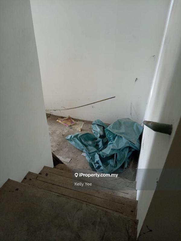 Kedai untuk Dijual di 3 Storey Endlot Shoplot @ Taman Seluang for Sale, Kulim oleh Kelly Yee - iProperty.com.my