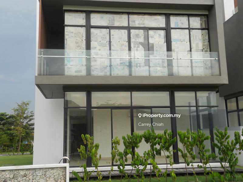 Bungalow House untuk Dijual di Pusat Bandar Puchong, Puchong oleh Carrey Chiah - iProperty.com.my