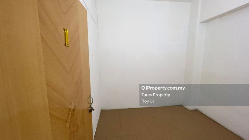 Pangsapuri untuk Dijual di Kayangan Apartment oleh Roy Lai - iProperty.com.my