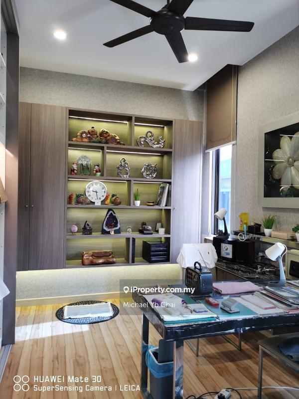 Semi-Detached House for Sale in Taman Bukit Serdang, Seri Kembangan by Michael Yb Chai - iProperty.com.my