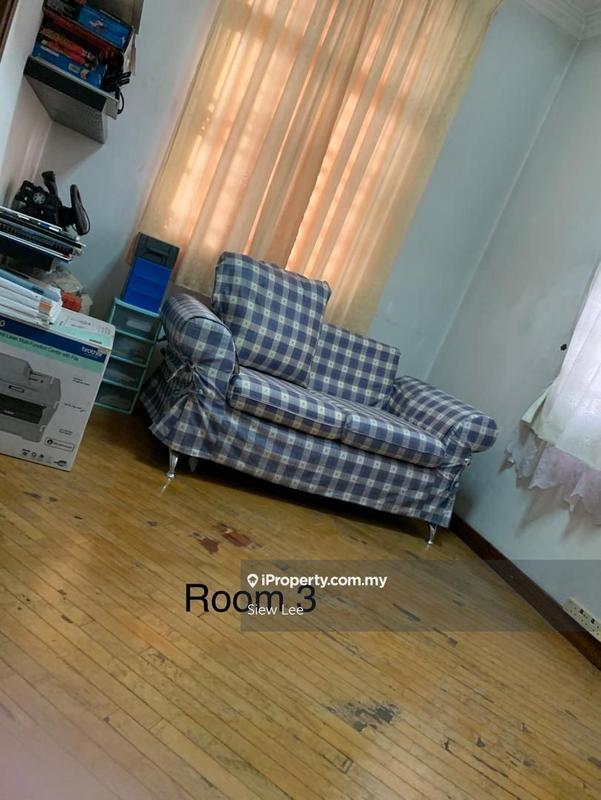 Bungalow House for Sale in Saujana Akasia, Sungai Buloh by Siew Lee - iProperty.com.my