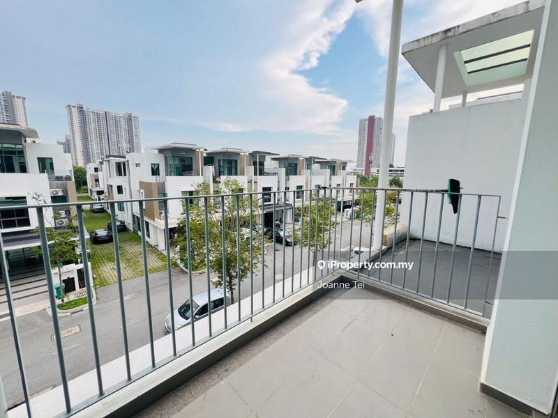 3-storey Terraced House for Sale in LakePoint Residence, Cyberjaya by Joanne Tei - iProperty.com.my