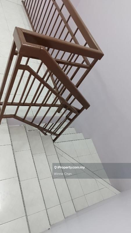 Rumah Berangkai 2 Tingkat untuk Dijual di rx9u6, Menglembu oleh Winnie Chan - iProperty.com.my