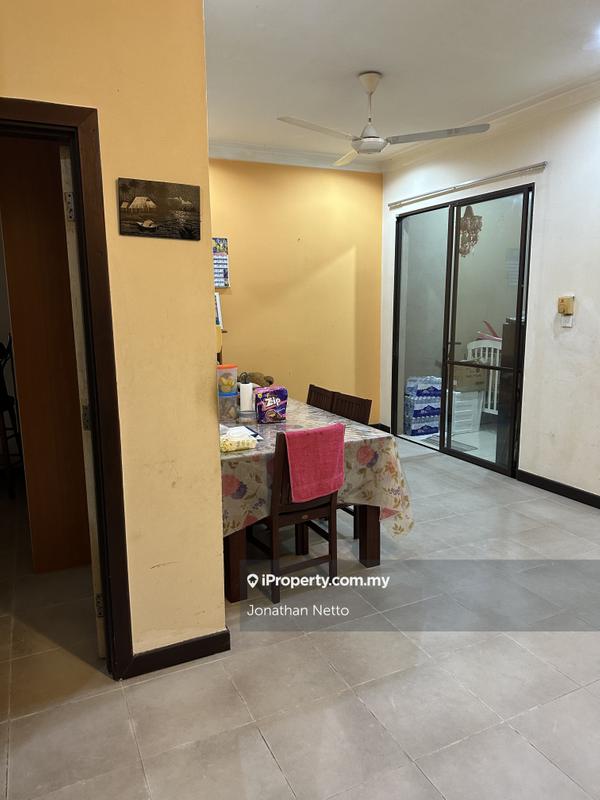 Rumah Berangkai 2 Tingkat untuk Dijual di Bukit Jelutong, Shah Alam oleh Jonathan Netto - iProperty.com.my