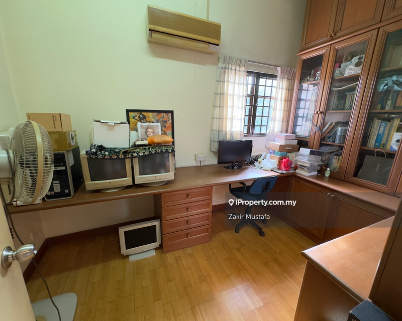 Rumah Berangkai 2 Tingkat untuk Dijual di Bukit Jelutong, Shah Alam oleh Zakir Mustafa - iProperty.com.my