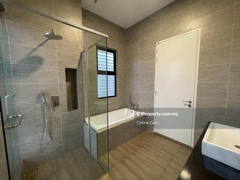 Rumah Berkembar untuk Disewa di Setia Alam, Selangor oleh Celine Gan - iProperty.com.my