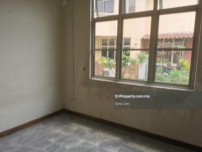 Bungalow House for Sale in Saujana Akasia, Sungai Buloh by Siew Lee - iProperty.com.my