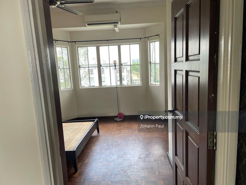 Condominium for Sale in Tiara Damansara by Johann Paul Gregory - iProperty.com.my