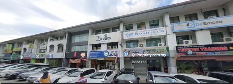 For Sale - Bandar Sri Damansara SD 12 Three Storey Shop For Sale Kepong