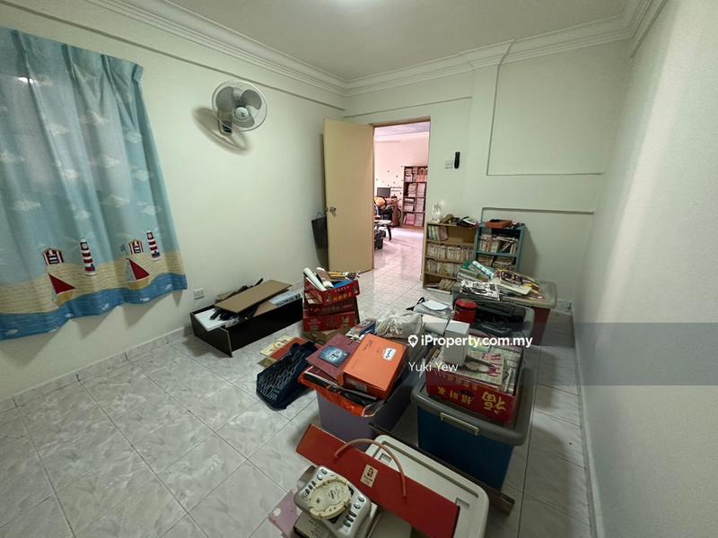 For Sale - Sri Intan