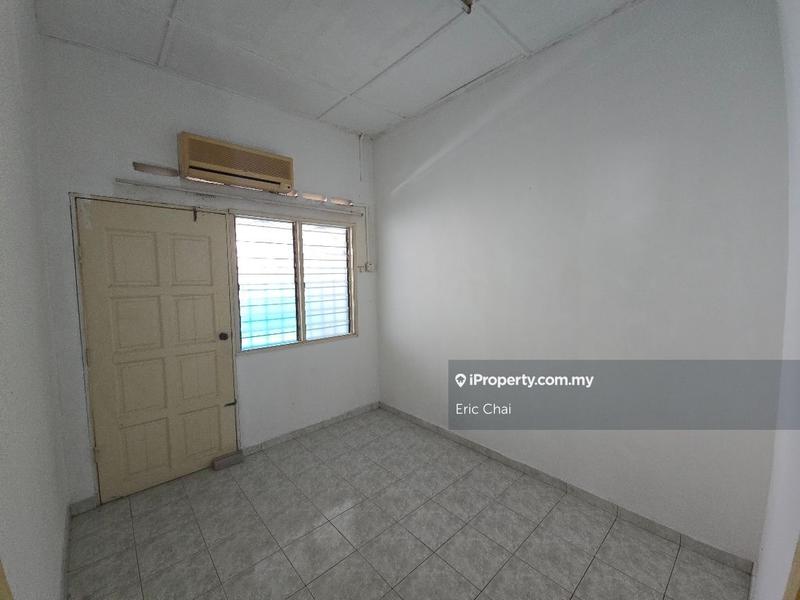 Rumah Berangkai 2 Tingkat untuk Dijual di Taman Puchong Intan, Puchong oleh Eric Chai - iProperty.com.my