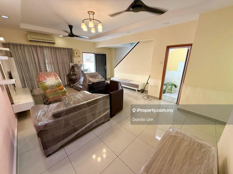 Rumah Teres 2-Tingkat untuk Dijual di Bandar Damai Perdana, Cheras oleh Danilo Lim - Living Room - iProperty.com.my