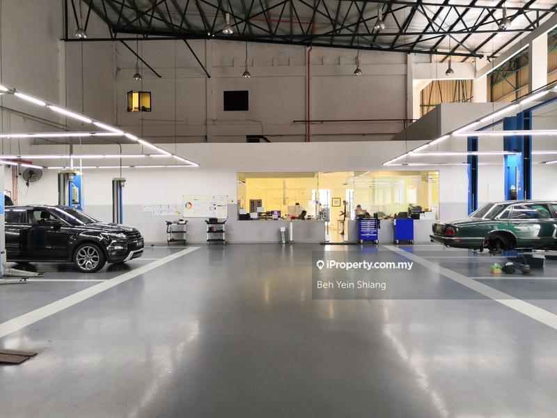 For Rent - Dual Entrance 3-Storey Luxury Car Show Gallery