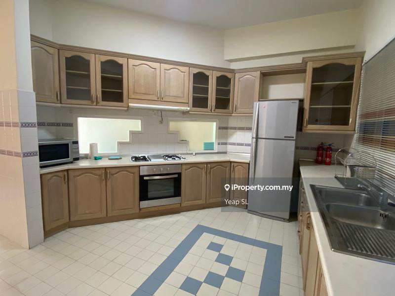 Condominium for Sale in Diamond Villa Condominium by Yeap SL - iProperty.com.my