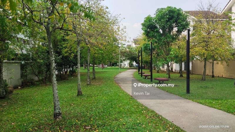 3-storey Terraced House for Sale in Meadow Lakefields, Sg Besi, Sungai Besi by Kevin Tai - iProperty.com.my