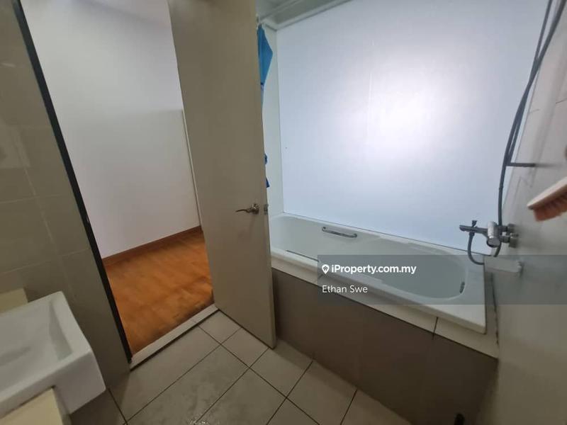 Service Residence for Sale in KL Gateway Residences by Ethan Swe - iProperty.com.my