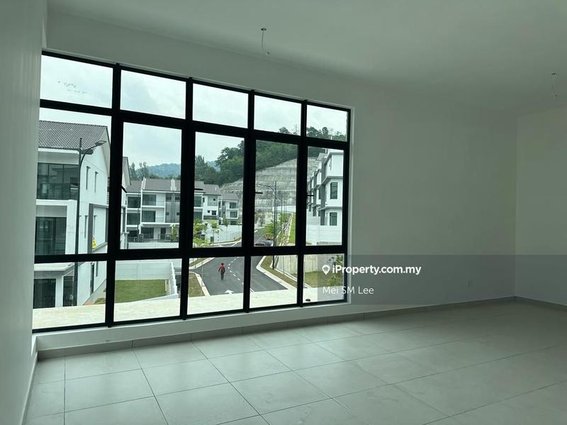Semi-Detached House for Sale in Batu 9, Cheras by Mei SM Lee - Residensi Bukit Orkid (Orchid Hill) Bedroom - iProperty.com.my