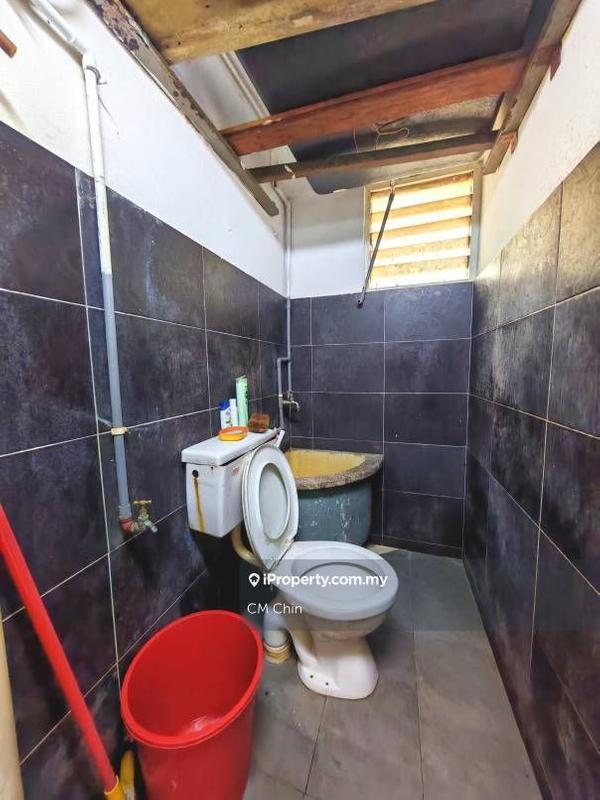 Flat for Sale in Desa Petaling Flat by CM Chin - iProperty.com.my