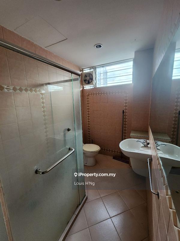 Semi-Detached House for Sale in Taman Berjaya, George Town by Louis H'Ng - iProperty.com.my