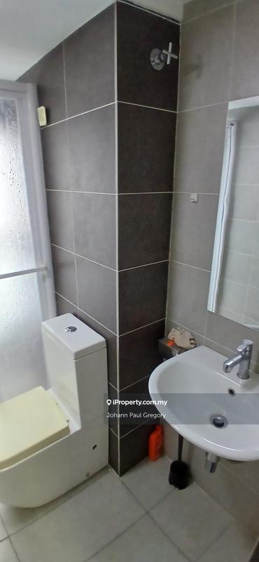 Service Residence for Rent in Pinnacle Petaling Jaya by Johann Paul Gregory - iProperty.com.my