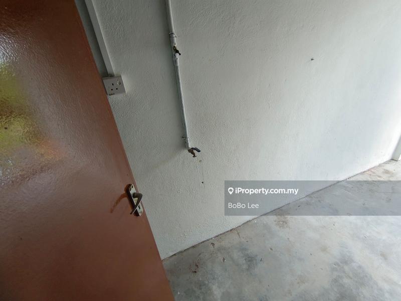 Pangsapuri untuk Dijual di Pangsapuri Mawar oleh BoBo Lee - iProperty.com.my