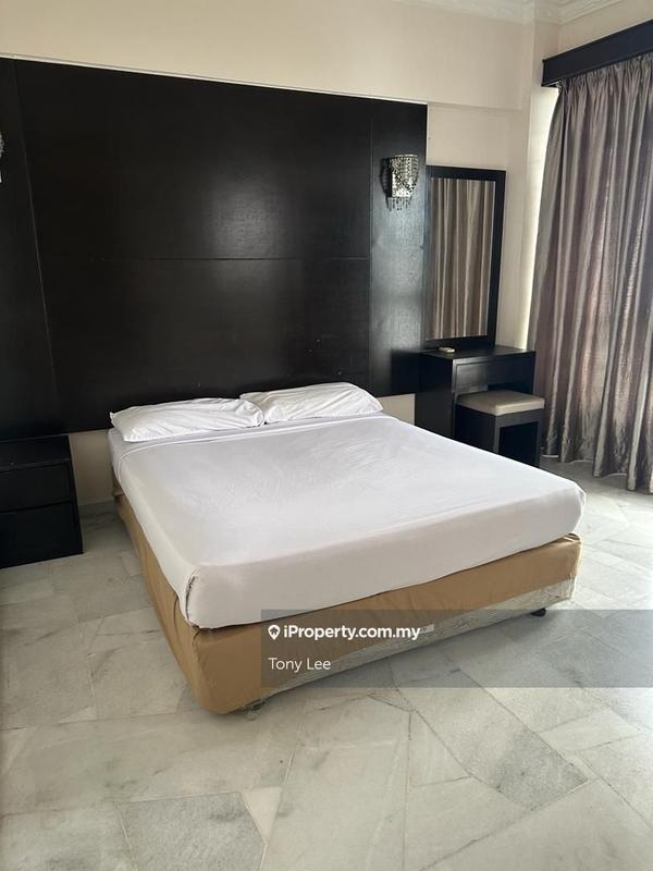 Apartment for Sale in Glory Beach Resort by Tony Lee - iProperty.com.my