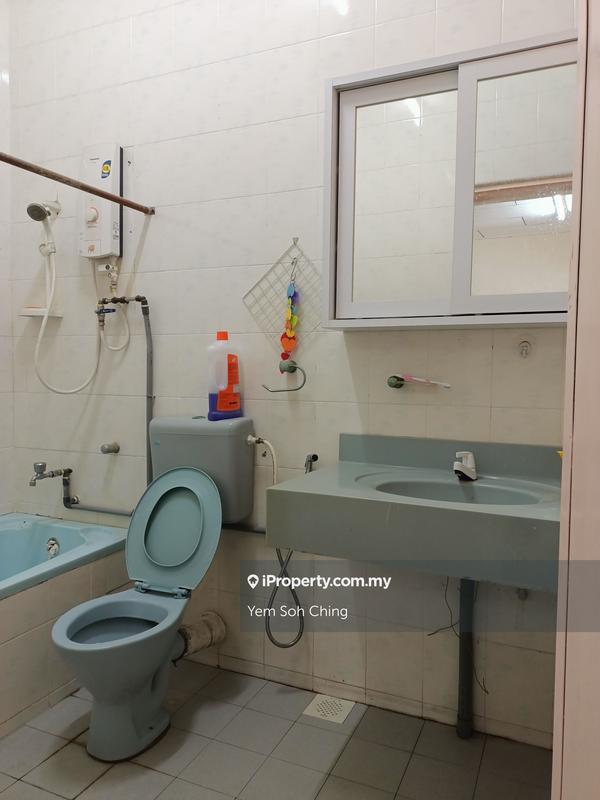 Rumah Berkembar untuk Dijual di Taman Titiwangsa, Kluang oleh Yem Soh Ching - iProperty.com.my