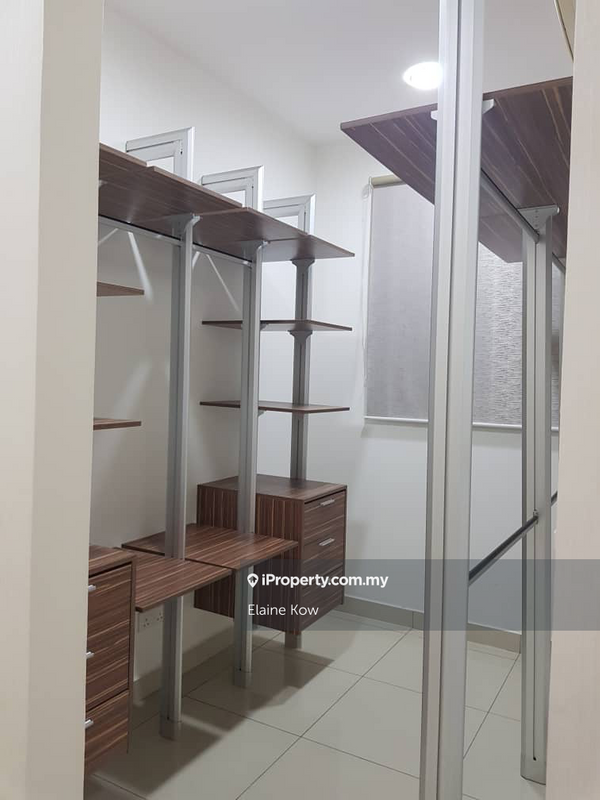 Kediaman Servis untuk Dijual di TRiGON Luxury Residences oleh Elaine Kow - iProperty.com.my