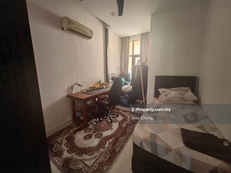 Rumah Berangkai 2 Tingkat untuk Dijual di Bukit Jelutong, Shah Alam oleh Jess Chong - iProperty.com.my
