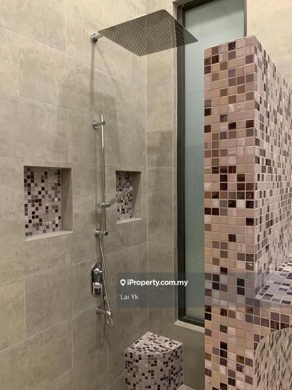 Bungalow House for Sale in Subang Heights, Subang Jaya by Lai Yk - iProperty.com.my