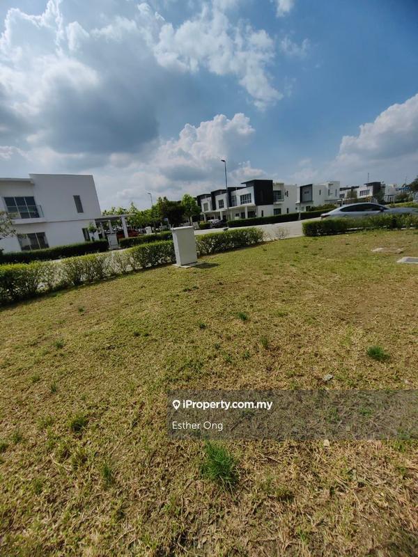 Rumah Berangkai 2 Tingkat untuk Dijual di Cybersouth, Dengkil oleh Esther Ong - iProperty.com.my