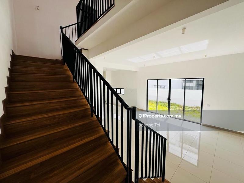 Rumah Berkembar untuk Dijual di Cyber 10, Cyberjaya oleh Joanne Tei - iProperty.com.my