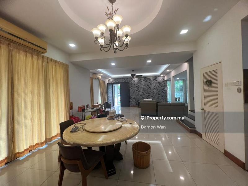 Rumah Berkembar untuk Dijual di Suria Residence oleh Damon Wan - iProperty.com.my