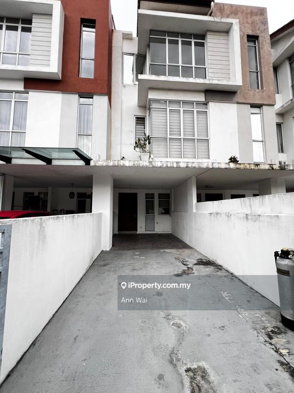 Townhouse for Sale in Taman Tasik Prima, Puchong by Ann Wai - iProperty.com.my
